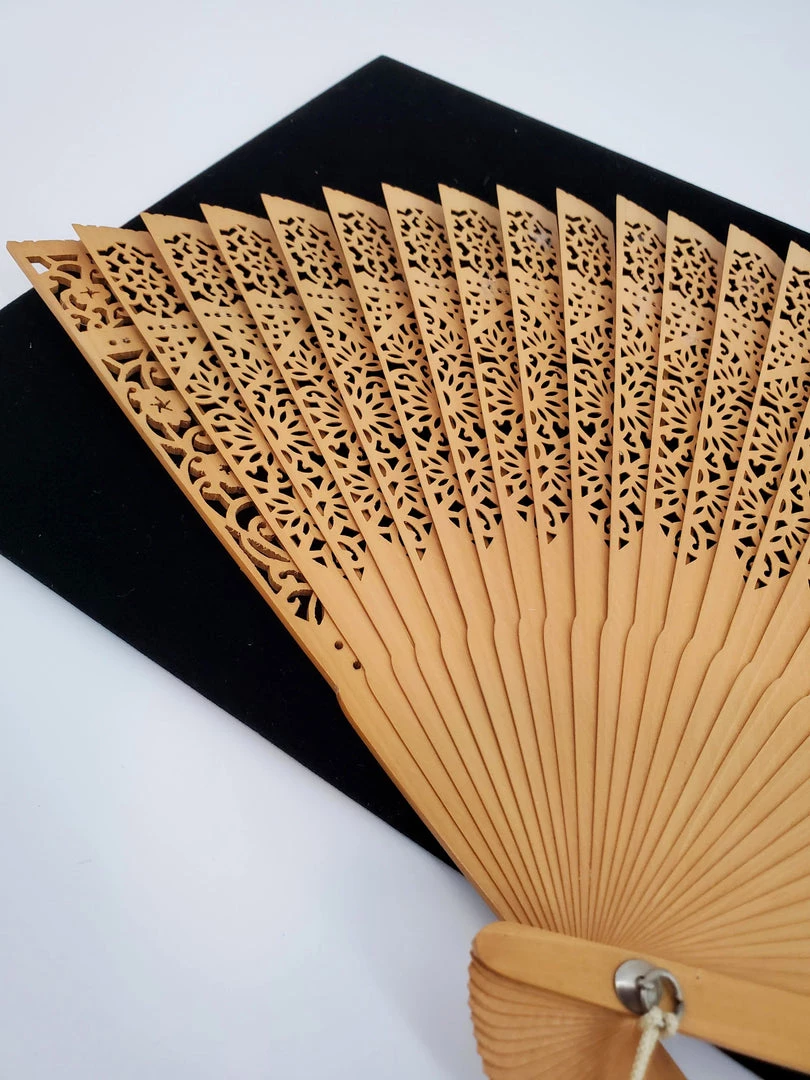 Violet's Coffre Vintage Wooden Panel Floral Fan - 1 Of 1 4 Violet's Coffre Vintage Wooden Panel Floral Fan - 1 Of 1