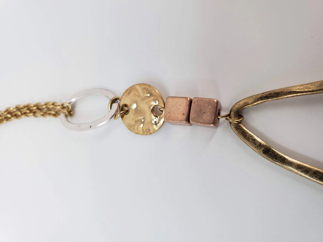 Violet's Coffre Vintage Gold Toned Funky Ringed Necklace - 1 Of 1 6 Violet's Coffre Vintage Gold Toned Funky Ringed Necklace - 1 Of 1