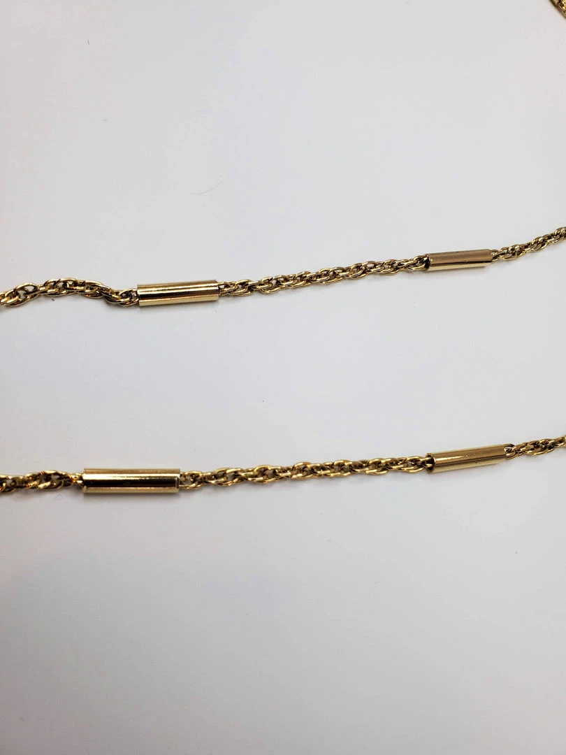 Violet's Coffre Vintage Gold Tone Long Rope Chain Necklace - 1 Of 1 6 Violet's Coffre Vintage Gold Tone Long Rope Chain Necklace - 1 Of 1