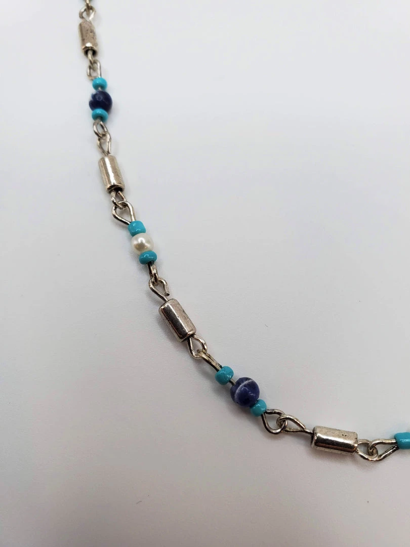 Violet's Coffre Vintage Blue And White Beaded Necklace - 1 Of 1 5 Violet's Coffre Vintage Blue And White Beaded Necklace - 1 Of 1