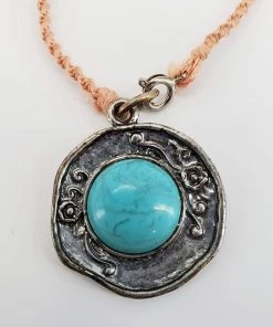 Violet's Coffre Vintage Aqua Hammered Pendant Bracelet - 1 Of 1