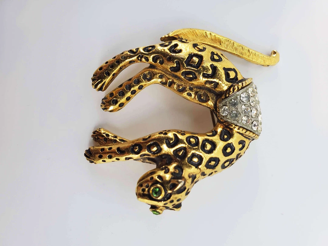 Violet's Coffre Vintage Studded Leopard Brooch - 1 Of 1 8 Violet's Coffre Vintage Studded Leopard Brooch - 1 Of 1
