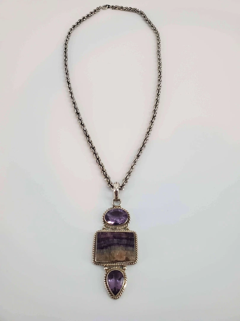 Violet's Coffre Vintage Sterling Amethyst Pendant Necklace - 1 Of 1 6 Violet's Coffre Vintage Sterling Amethyst Pendant Necklace - 1 Of 1