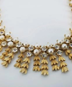 Violet's Coffre Vintage Sarah Coventry Matching Golden Leaf Pearl And Stud Necklace And Bracelet - 1 Of 1