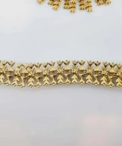 Violet's Coffre Vintage Sarah Coventry Matching Golden Leaf Pearl And Stud Necklace And Bracelet - 1 Of 1