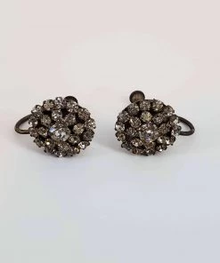 Violet's Coffre Glamorous Vintage Flower Pattern Clip-on Earrings - 1 Of 1